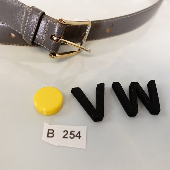 Vintage Belt Women 34‎ Medium Gray Genuine Leather Gold Buckle Dress Work Formal - Picture 9 of 9